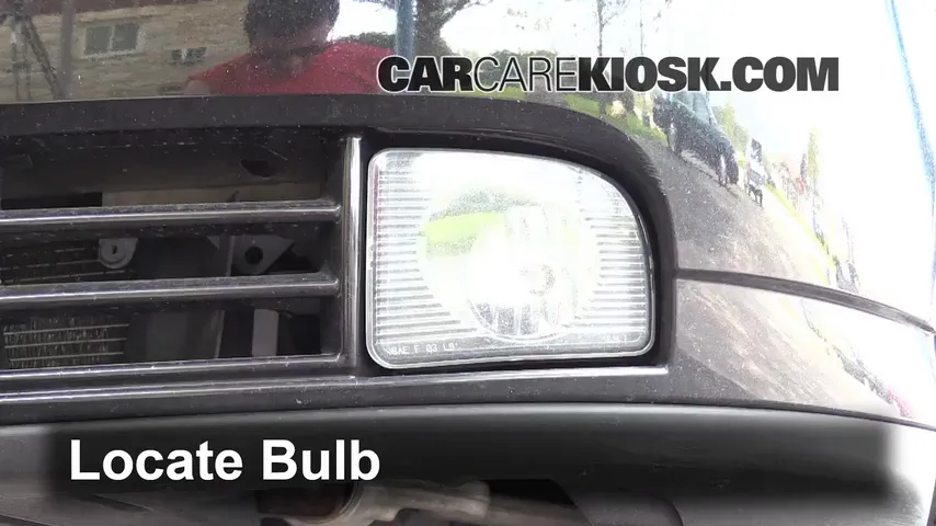 2004 Lincoln LS 3.0L V6 Lights Fog Light (replace bulb)